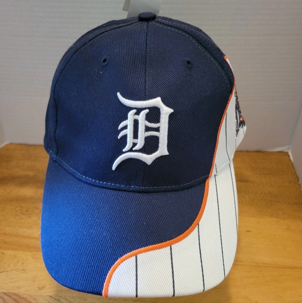 Detroit Tigers Baseball Hat MLB Genuine Merchandise Cap Pin Stripe NWT